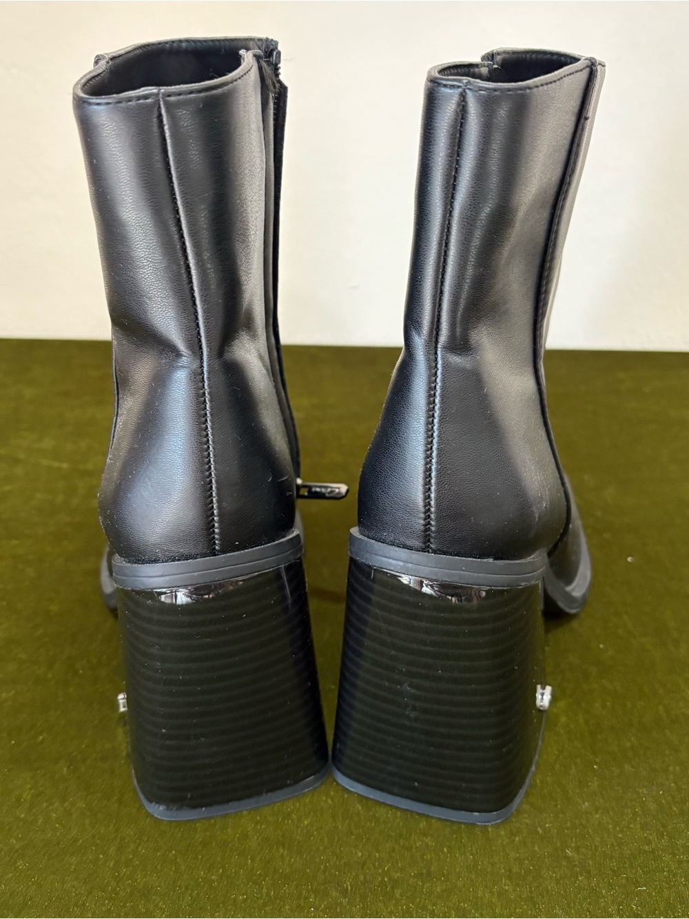 Circus Sam Edelman Layla Black Women's Block Heel Ankle Boots - Picture 6 of 13
